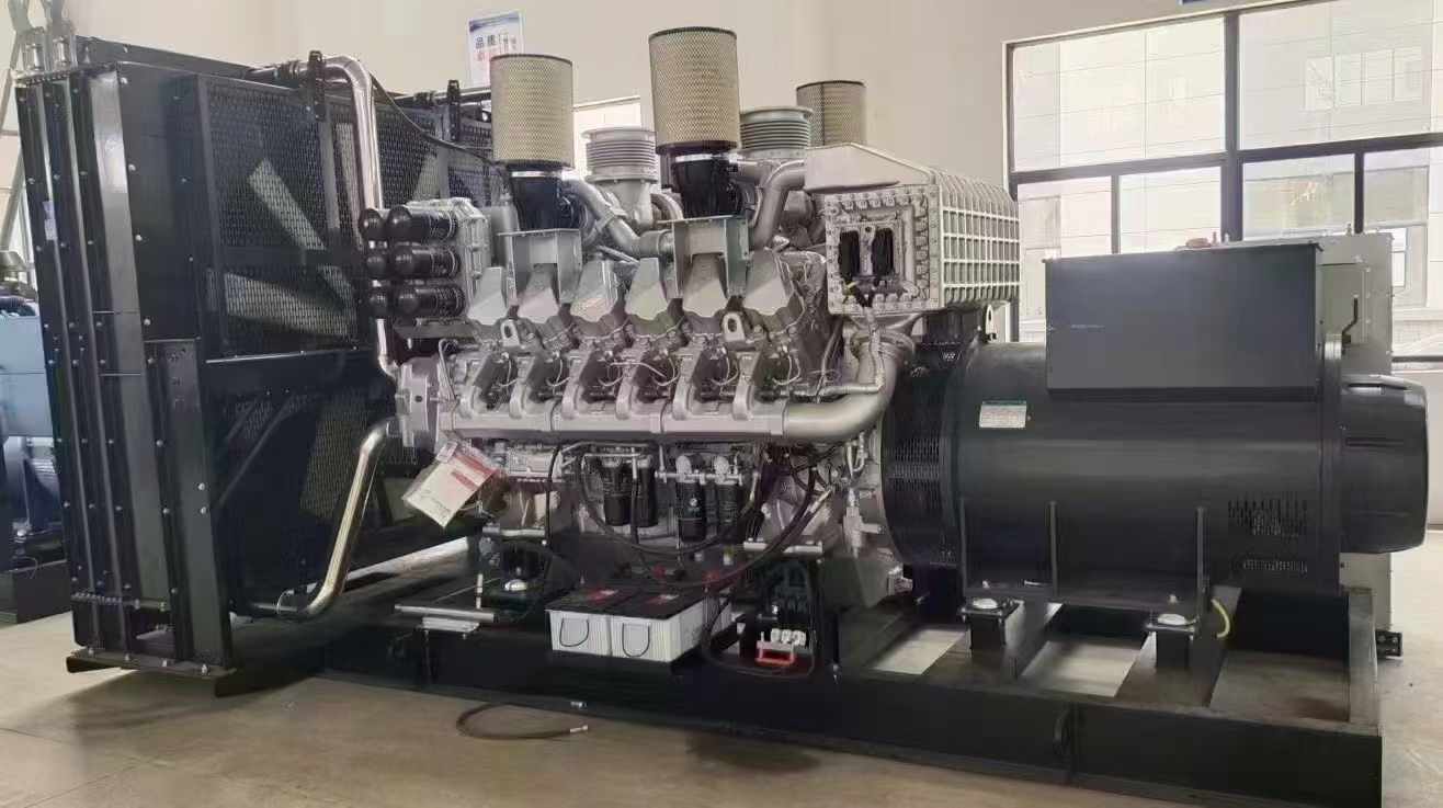 西平800KW柴油发电机组可以带动多少kw的设备？