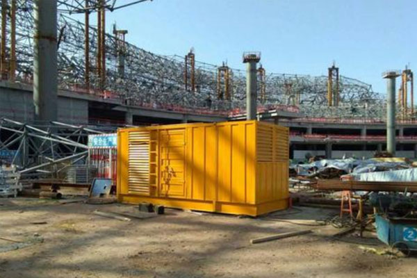 西平发电机出租如何判断空气滤清器是否需要更换？