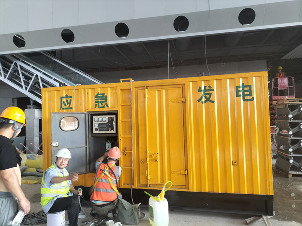 西平怎样判断空气滤清器是否需要更换？