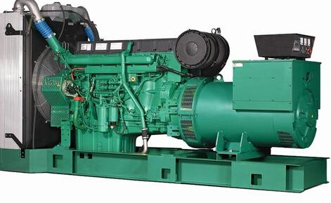 西平发电机除垢后需要用清水冲洗水冷式机油散热器几次？